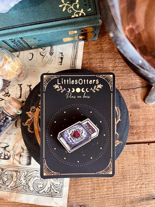 "Magic Hand" Wooden pin